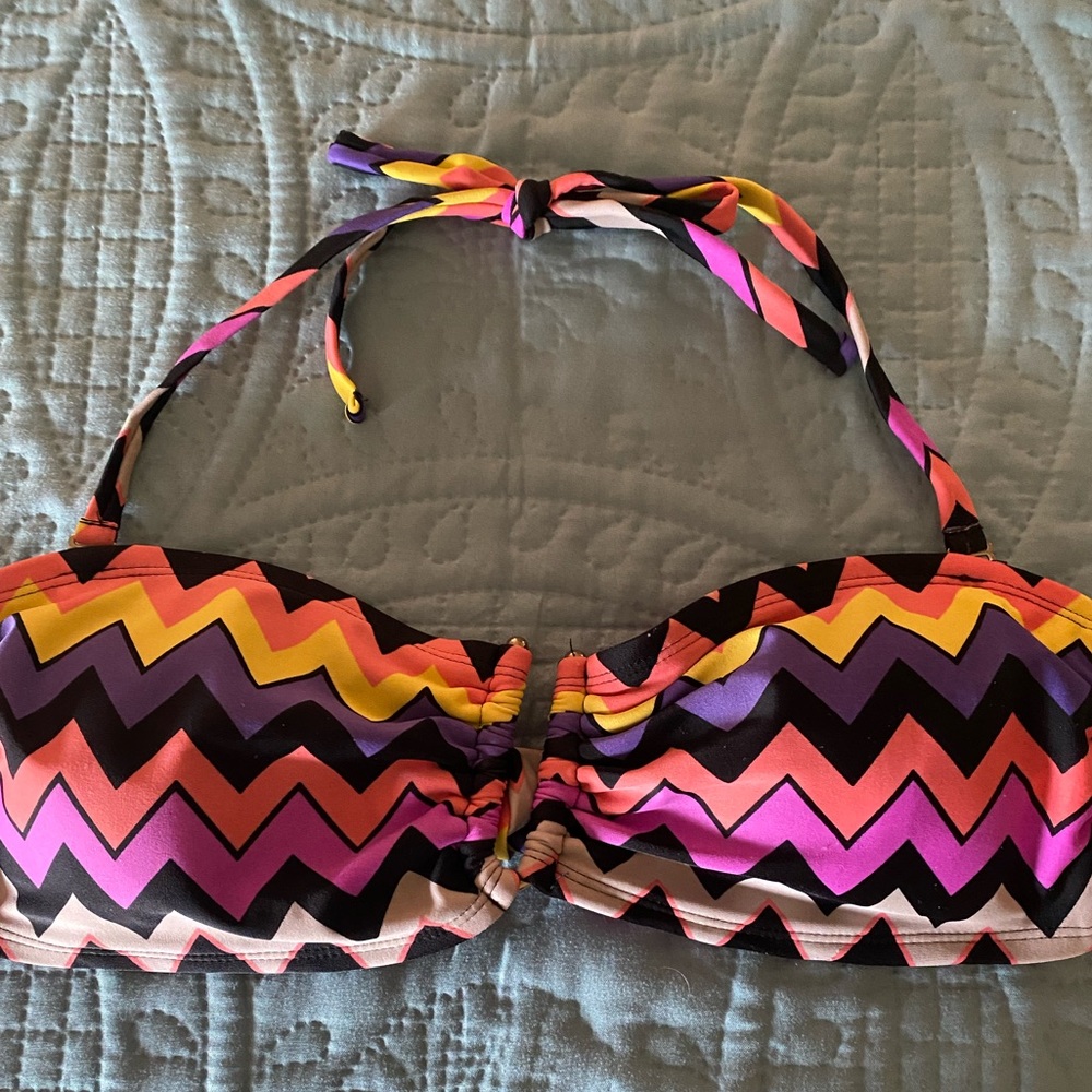 Xhilaration summer top, size L
